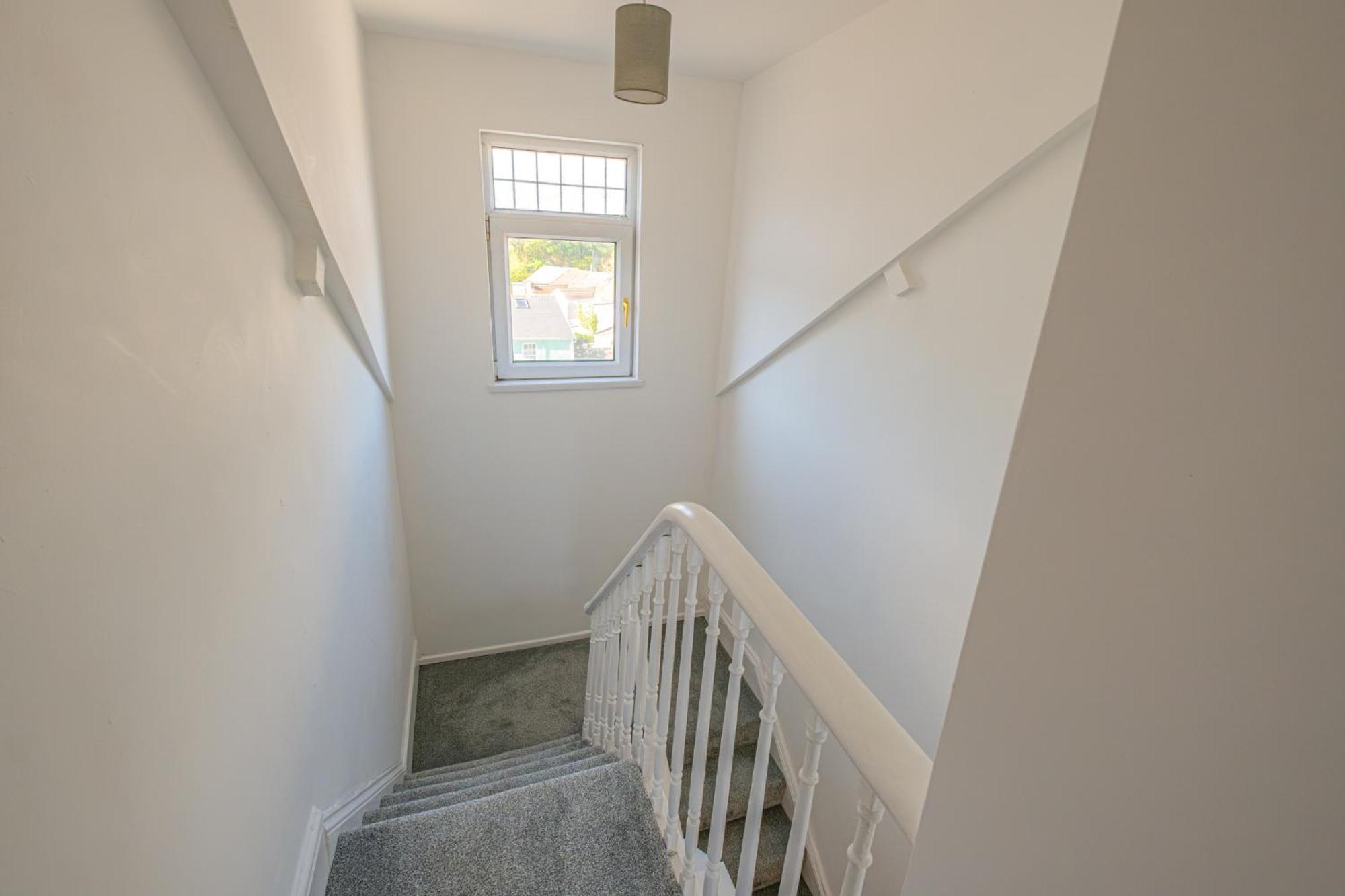 Castleview Coastal Comfort With 2 Parking Spaces Oystermouth Ngoại thất bức ảnh